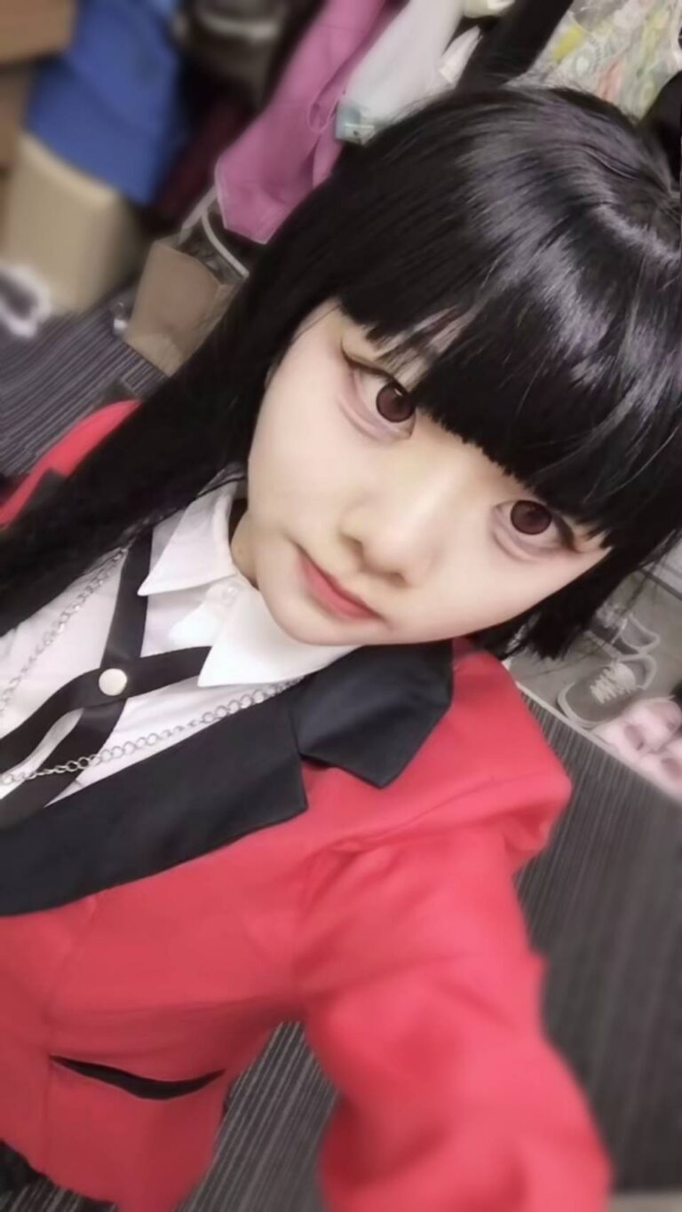 71744
