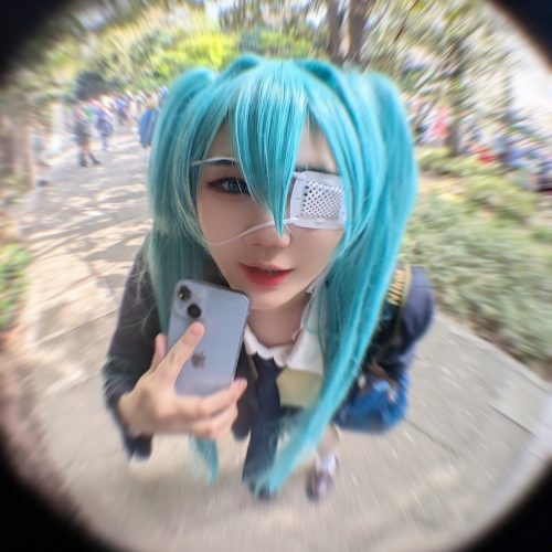 あやな